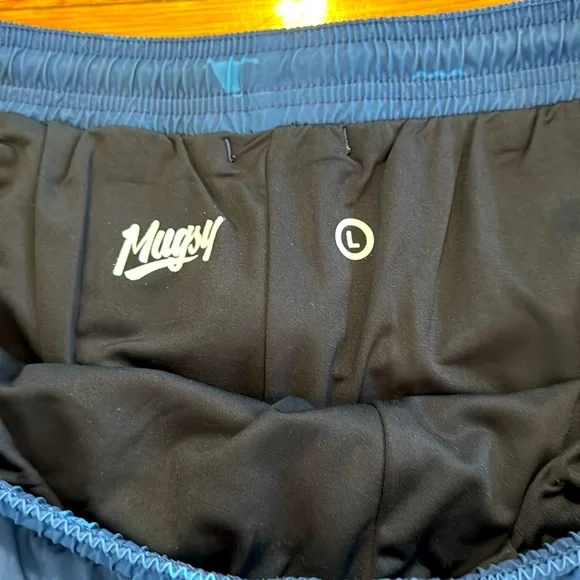 Mugsy Midnight Blue Swim Shorts with Whale Pattern Large - Picture 6 of 8